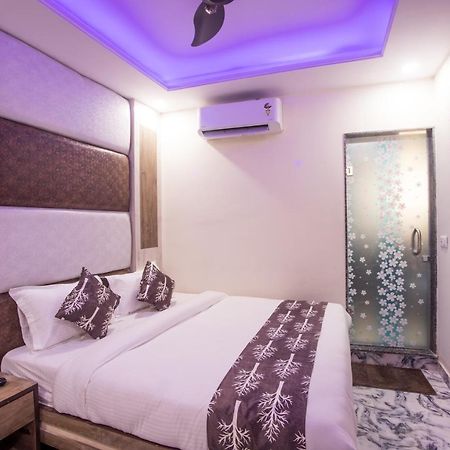 Hotel Harsha International Nuova Delhi Esterno foto