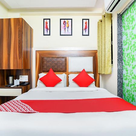 Hotel Harsha International Nuova Delhi Esterno foto