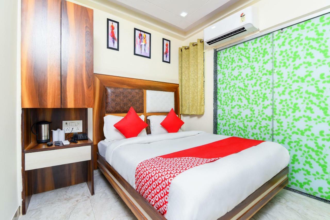 Hotel Harsha International Nuova Delhi Esterno foto