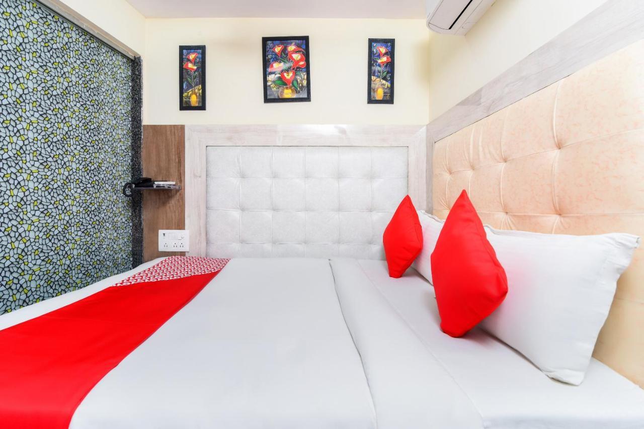 Hotel Harsha International Nuova Delhi Esterno foto